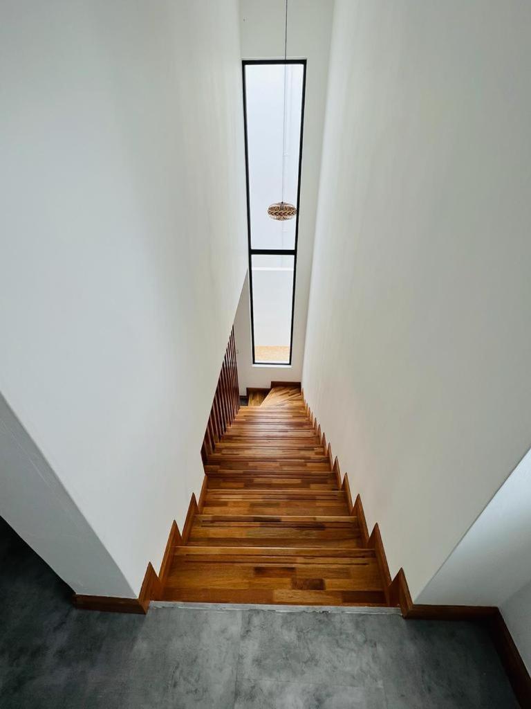 Into The Sun - Modern Holiday Home Albion Eksteriør billede